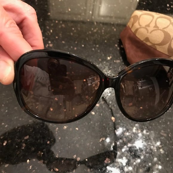 Coach sunglasses great condition - Picture 8 of 10
